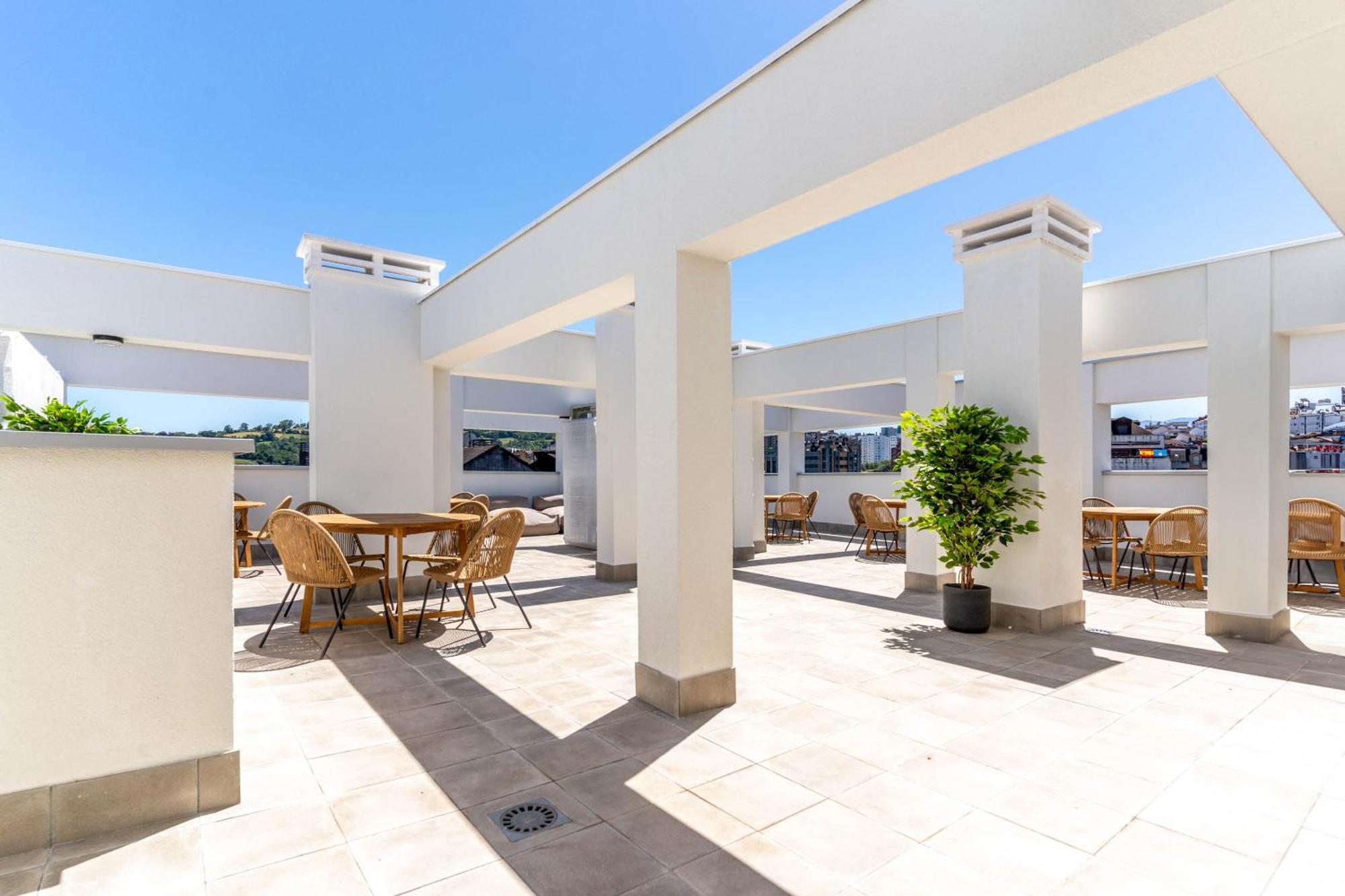 Limehome Oviedo Calle Postigo Bajo Exterior photo