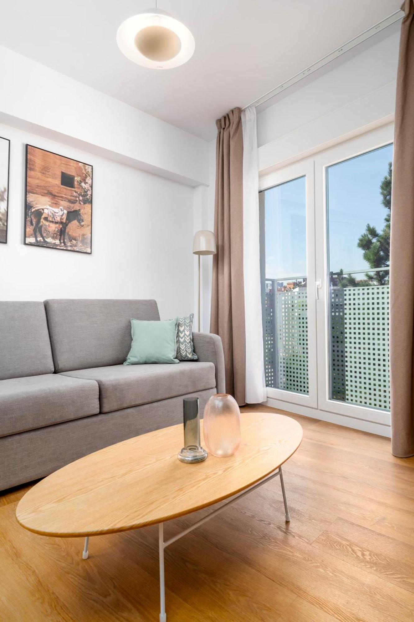 Limehome Oviedo Calle Postigo Bajo Exterior photo